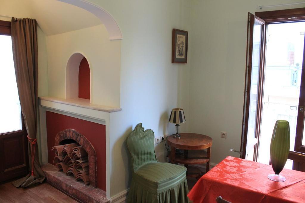 Acropolis Apartment Athene Buitenkant foto